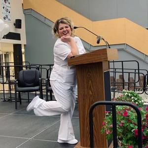 Meet your Posher, Stephanie